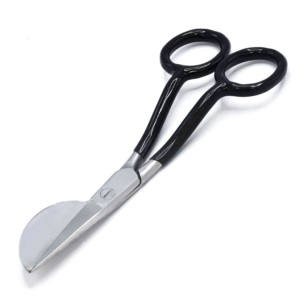 duckbill_scissors_for_trimming_fabric_when_tufting_rugs